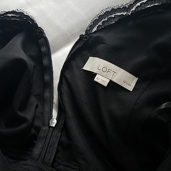 NWOT Ann Taylor Loft scalloped lace v neck dress, - Picture 3 of 7